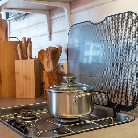 Hausboot Kanja Huus & Hotel na wodzie *